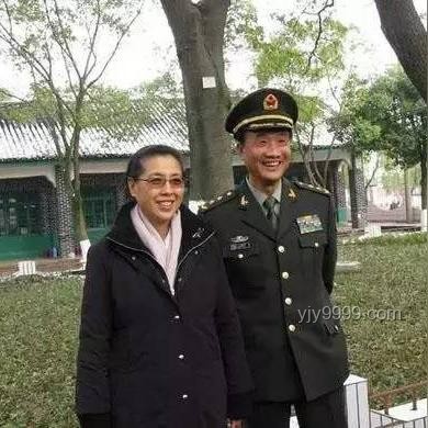 清华计算机入学教育视角下的科研趋势展望
