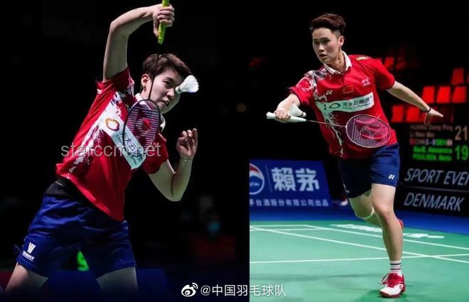 **国羽女单包揽新加坡赛冠亚军：荣耀背后的汗水与拼搏**