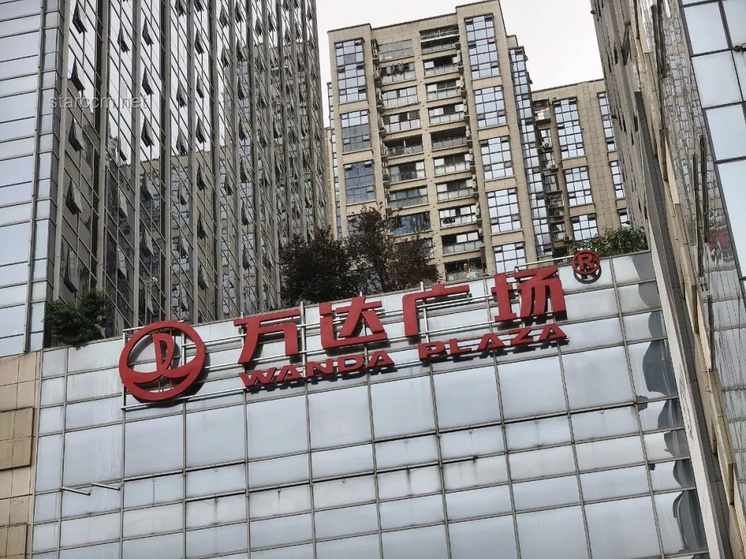 王健林再售48座万达广场，腾讯等“熟人团”接盘策略分析与解决方案
