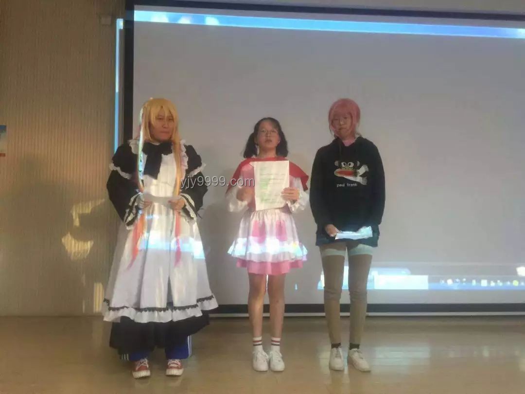 漫展新纪元：声优现场配音COSPLAY大挑战！