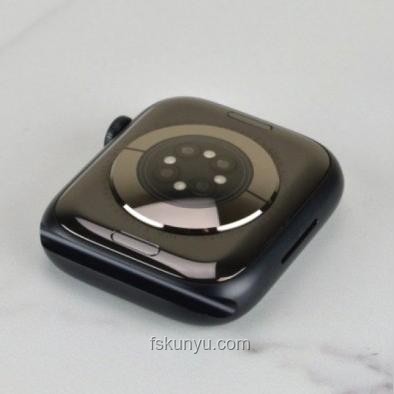 Apple Watch Series 8 vs. Fitbit Sense：智能健康追踪对比