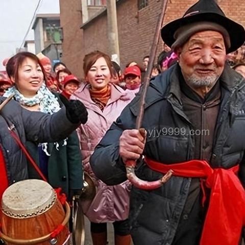 17岁女孩代孕事件：代孕行业乱象与严监管趋势