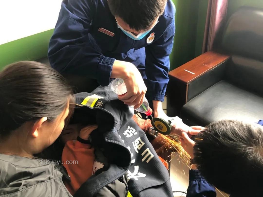 灵笼第四集观众情绪安抚与剧情讨论引导方案