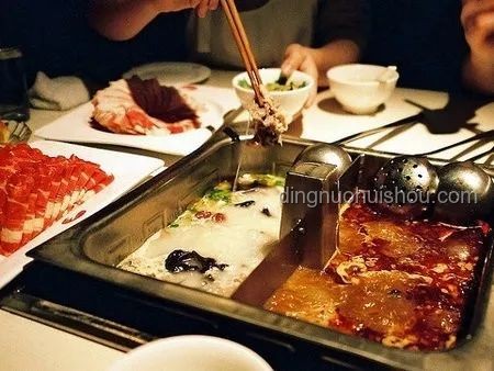 海底捞转型之路：从火锅巨头到卖盒饭的背后的逻辑
